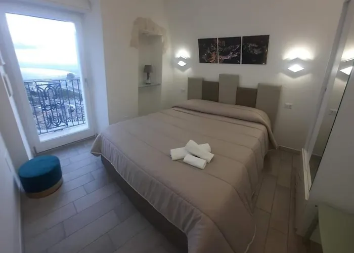 Casa Malu 17 Cin I T 0 7 1 0 3 3 B 4 0 0 0 8 8 3 3 2 別荘
